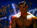 Bodybuilder Kisses Own Biceps