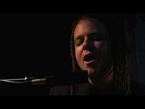 Duke Special - Yvette (Song of Fraternization) (Live)