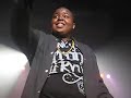 Sean Kingston at Luther College singing Island Queen