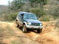 mitsubishi montero cruce de puentes