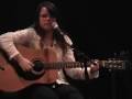 je sais pas le nom de la toune mais bon ... bravo les filles ctait cool... toujours au show de noel 2008 ... 

guitare: audrey
chant (� gauche de l'�cran): maude
chant (� droite) : sarah-�ve