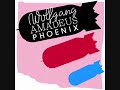 Bekijk muziek clip van Phoenix met Armistice (Yacht Remix)