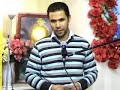 باحث مغربي يعلن في مجلس الشيخ الحبيب تشيّعه وولاءه لأهل البيت الأطهار عليهم السلام في حدث هو الثاني من نوعه؛ قام أحد الأخوة المغاربة بإعلان تشيّعه وولائه للأئمة الأطهار من آل محمد (عليهم الصلاة والسلام) في مجلس الشيخ ياسر الحبيب في لندن، وذلك تزامنا مع ذكرى ميلاد الإمام السلطان علي بن موسى الرضا عليهما الصلاة والسلام، حيث غمرت الجميع أجواء الفرحة والسرور.وبعد انتهاء سماحة الشيخ من محاضرته وكلمته الترحيبية التي أكد فيها على أن التشيع ينتشر ويتمدد في كل الآفاق؛ قام الأخ منير بن محمد الخير بإلقاء كلمة موجزة ذكر فيها نشأته في مدينة مكناس المغربية، حيث ذكر أنه وُلد لعائلة معتدلة تلتزم بالمذهب البكري، وأن أول احتكاك بينه وبين الشيعة وقع هناك حيث جرت بينه وبينهم بعض المناقشات التي جعلته يقترب من التشيّع لكنها لم تكن كافية لاتخاذه قرارا باعتناقه.وأضاف أنه هاجر إلى سويسرا حيث استقرّ هناك وتزوّج من فتاة مغربية كان لها ابن عمّ ينتمي إلى الفرقة الوهابية، حيث توطدت العلاقة بينهما وبدأ هذا الوهابي بتحريضه ضد الشيعة والتشيّع بدعوى أنهم يسبّون ما يسمّى بالصحابة، وللتدليل على كلامه كان هذا الوهابي يأتي له بمقاطع مرئية منتقاة من محاضرات سماحة الشيخ الحبيب المتداولة على شبكة الإنترنت.يقول الأخ منير: 