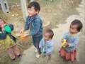 Jeux d'enfants au pays Hmong . Good morning N°23 .