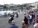 sfilata di Harly Davidson sul lungolago di Desenzano