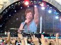 10 iulie 2011 - Concert BON JOVI la Bucuresti - Born to be my baby & We weren't born to follow.mp4