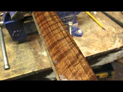 video-linktoworks-Mineral spirits on Claro walnut
