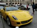 videos de Yellow Ferrari 599 GTB (w/ CLK63 Black and Drophead)