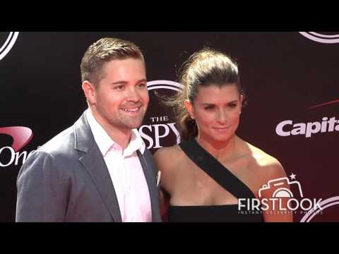 Danica Patrick Celebrates Her Boyfriend's Bday In Bahamas With Friends