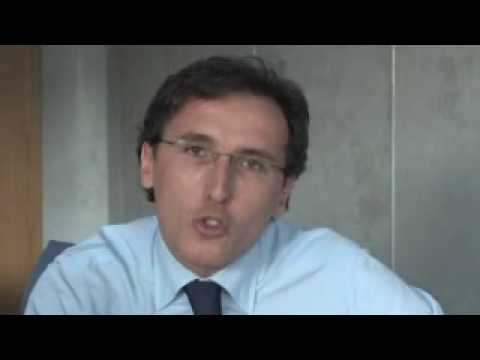 Guarda video Guarda video