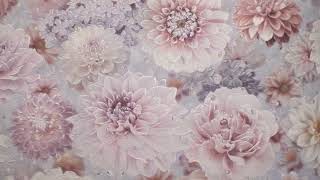 Коллекция «Каскад» – стилизованная композиция полураскрытых бутонов садовых цветов в капельках росы