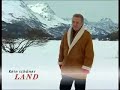 g�nter wewel - kein sch�ner land 1998 

kein sch�ner land in dieser zeit
als hier das unsre weit und breit
wo wir uns finden wohl unter linden zur abendzeit
wo wir uns finden wohl unter linden zur abendzeit

da haben wir so manche stund
gesessen wohl in froher rund
und taten singen, die lieder klingen im eichengrund
und taten singen, die lieder klingen im eichengrund

dass wir uns hier in diesem tal
noch treffen so viel hundertmal:
gott mag es schenken, gott mag es lenken,
er hat die gnad'.
gott mag es schenken, gott mag es lenken,
er hat die gnad'.

nun br�der eine gute nacht
der herr im hohen himmel wacht
in seiner g�ten uns zu beh�ten ist er bedacht
in seiner g�ten uns zu beh�ten ist er bedacht
