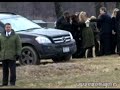 un peque�o grupo de familiares y amigos se ha reunido este domingo en un poblado del valle del hudson para darle un �ltimo adi�s a la actriz natasha richardson, mujer del actor liam neeson, fallecida en un accidente de esqu� el miercoles 18 de marzo.
