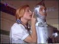 Marlee Matlin as Dorothy (PF 1993)