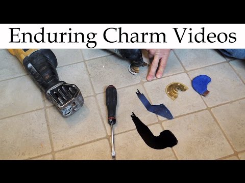 video-linktoworks-Removing Old Grout From Tile