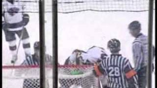 Cyclones vs Nailers Highlights - December 17, 2010