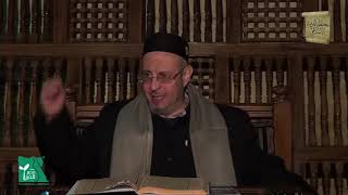 كِتَابُ الْجَنَائِزِ من بَاب: مَا يُكْرَهُ مِنْ اتِّخَاذِ الْمَسَاجِدِ عَلَى الْقُبُورِ بَاب: الْمَيِّتُ يَسْمَعُ خَفْقَ النِّعَالِ