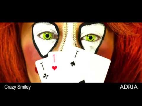 Crazy Smiley - цветные линзы Adria, видео в линзах