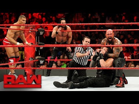 Roman Reigns, Seth Rollins & Jason Jordan vs. The Bálor Club: Raw, Jan. 8, 2018