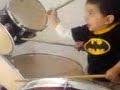 enseñandole bateria el tio tipin enseñandole bateria el tio tipin