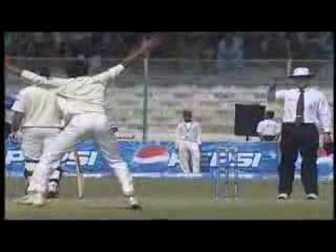 Muhammad Asif king of swing 