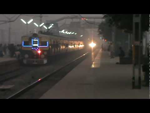 Howrah Rajdhani - TRAIN - HOWRAH RAJDHANI RUNS- HOWRAH TO NEW DELHI LOCO IN CHARGE - WAP7 GZB Howrah Rajdhani was the first fully air-conditioned train, as well as the first R...