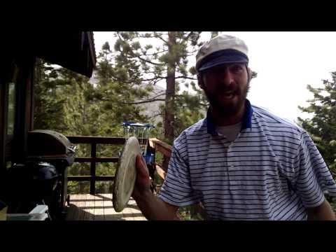 Disc Golf Tips: Putting in the wind