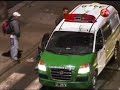Vivi en esquina típica del carrete porteño es casi asaltada por un choro... o imbécil ladrón, resentido, flojo, estúpido, inmoral, etc. Su carterita de cuero resistió el embate del malhechor. Pero el hombro que soporto la caída no lo hizo.Corrí tras el tipo que intentó asaltar a mi amiga. Hasta piedras le tire, porque el desgraciado corría más rápido... aun así no pude pillarlo.Los carabineros nunca me han dado mucha confianza, siempre los he mirado con rabia. Abusaron mucho de su poder en la dictadura y  lo siguen haciendo ahora en 