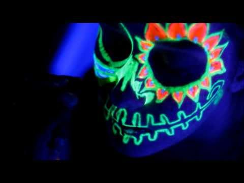how to make glow in the dark paint