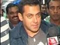 Planet Bollywood News - Salman Khan returns to Mumbai from Dublin, Aamir Khan at the launch of his TV show, & more hot news