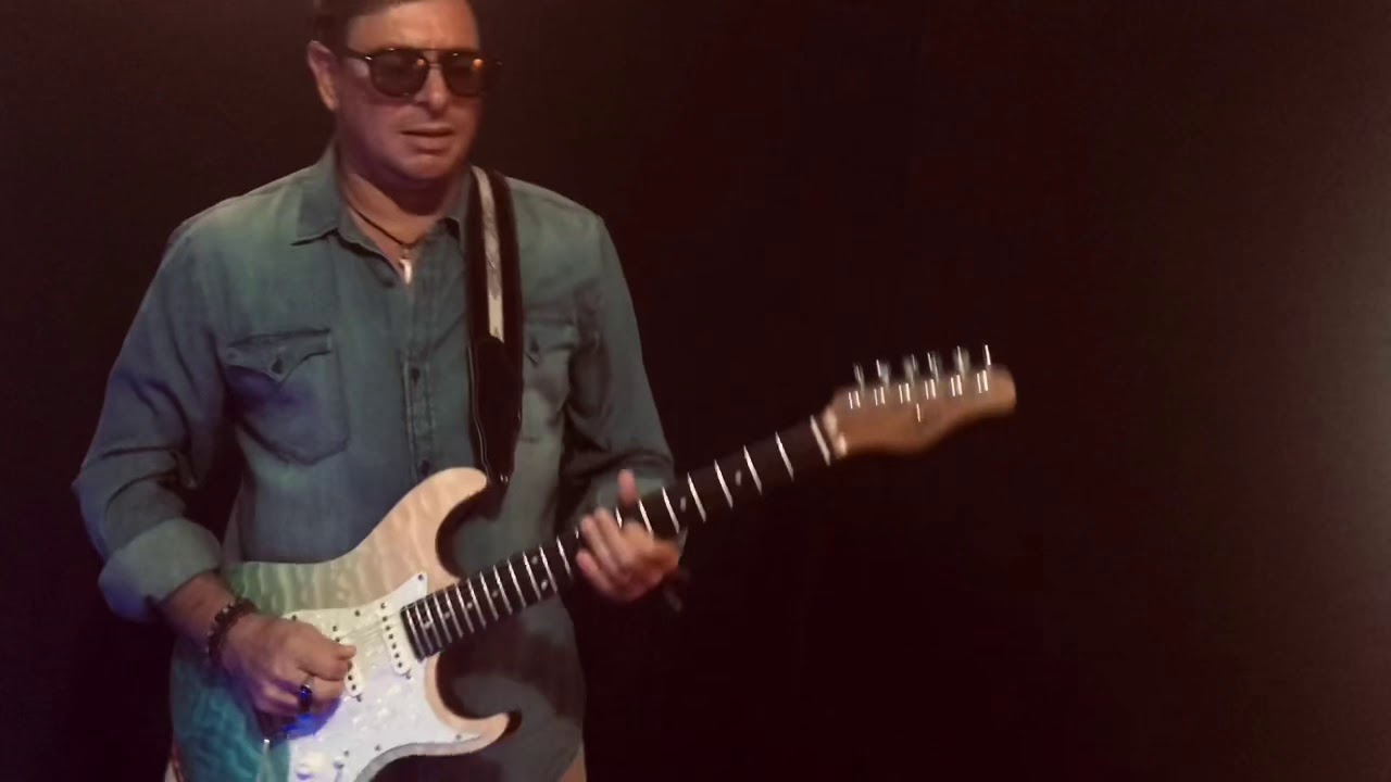 Andre Monari playing “The thrill is Gone” BB King