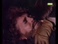 bless� lors de lattaque dune banque, james est gravement bless�. condamn� selon les medecin, il reste dans un coma profond mais charles persuader qu'il va gu�rir sans remet a dieu