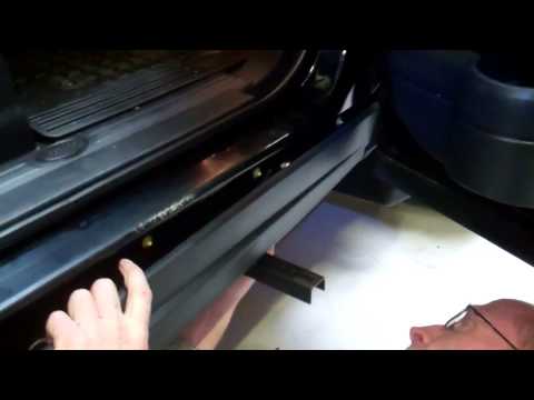 How to fit side steps to a Land Rover Discovery 3 / LR3 PART 2 (VTK500010)
