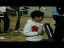 este es un video del grupo la clave de cholila chubut, integrado por lucas bonansea (voz) (voz, teclados, acordeon) sergio diaz (timbales)cristian cardenas (tumbadoras)jose herrera (bateria electronica) jona guzman (guitarra electrica)bautista bonansea (guiro)