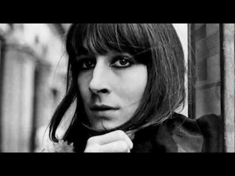 Anjelica Huston