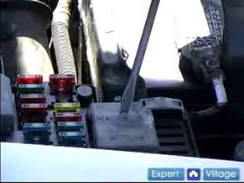 how to change a fuse in a car