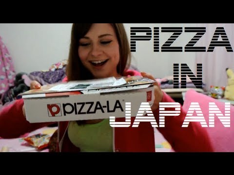 japan - So this is what Japanese pizza is like! MY 2ND CHANNEL http://www.youtube.com/sharlainjapan FACEBOOK http://facebook.com/jyuusankaidan TWITTER http://twitter...