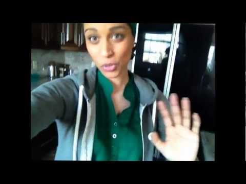 vloggity - VOTE FOR ME AS BEST VIDEO BLOGGER BY CLICKING BELOW: http://shortyawards.com/category/videoblogger Check out my main channel: http://www.youtube.com/iisuperw...