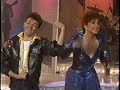 Angelica Maria cantando popurri de los 60s