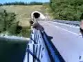 tuffo dal ponte del lago di bilancino