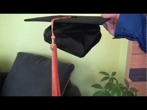 how to fasten graduation gown