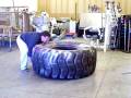 videos de 700# Tire Flip 3