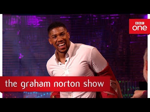 Anthony Joshua demonstron fuqinë e goditjes së tij (Video) Anthony Joshua demonstron fuqinë e goditjes së tij (Video)