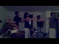 desface en casa rural (baile  de la macarena)