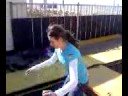 trampoline stunds* elisa en lizzy *