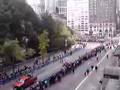NYC Marathon 07 Kenya's Lel passes September Clues Sign