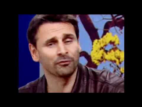 Murilo Rosa vive cantor no cinema e canta ao vivo em entrevista 0 Murilo Rosa vive cantor no cinema e canta ao vivo em entrevista