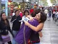Abrazos gratis en Barcelona (Free Hugs Campaign)
