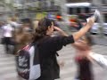 abrazos gratis en barcelona  free hugs campaign 