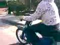 videos de oti kineitai sikwnetai kiolas!!!!